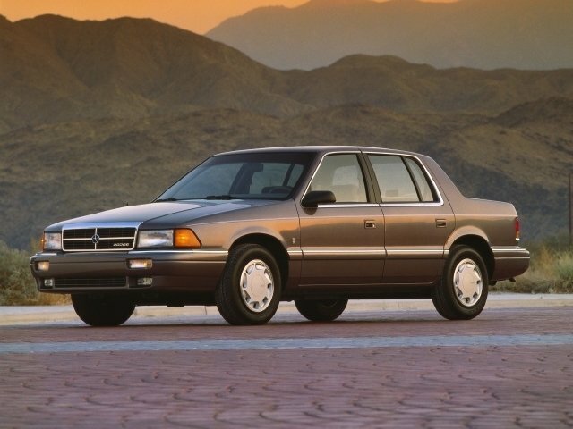 Dodge Spirit 1988 – 1995