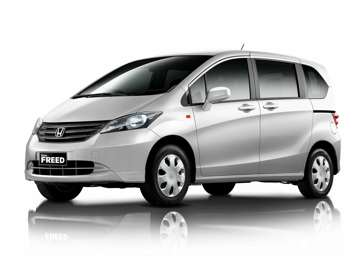 Honda Freed I Компактвэн
