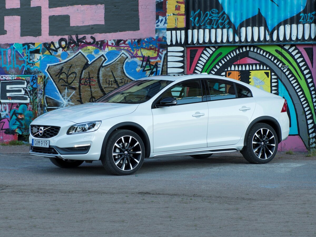 Volvo S60 Cross Country 2015 – 2018