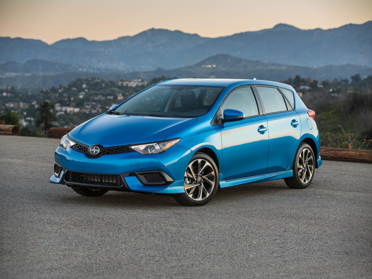 Scion iM 2015 – 2016