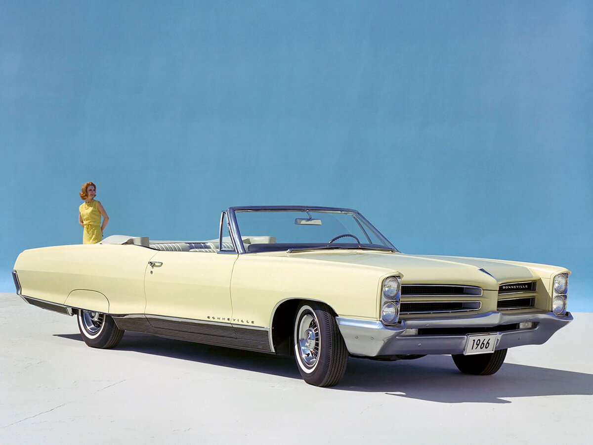 Pontiac Bonneville IV
