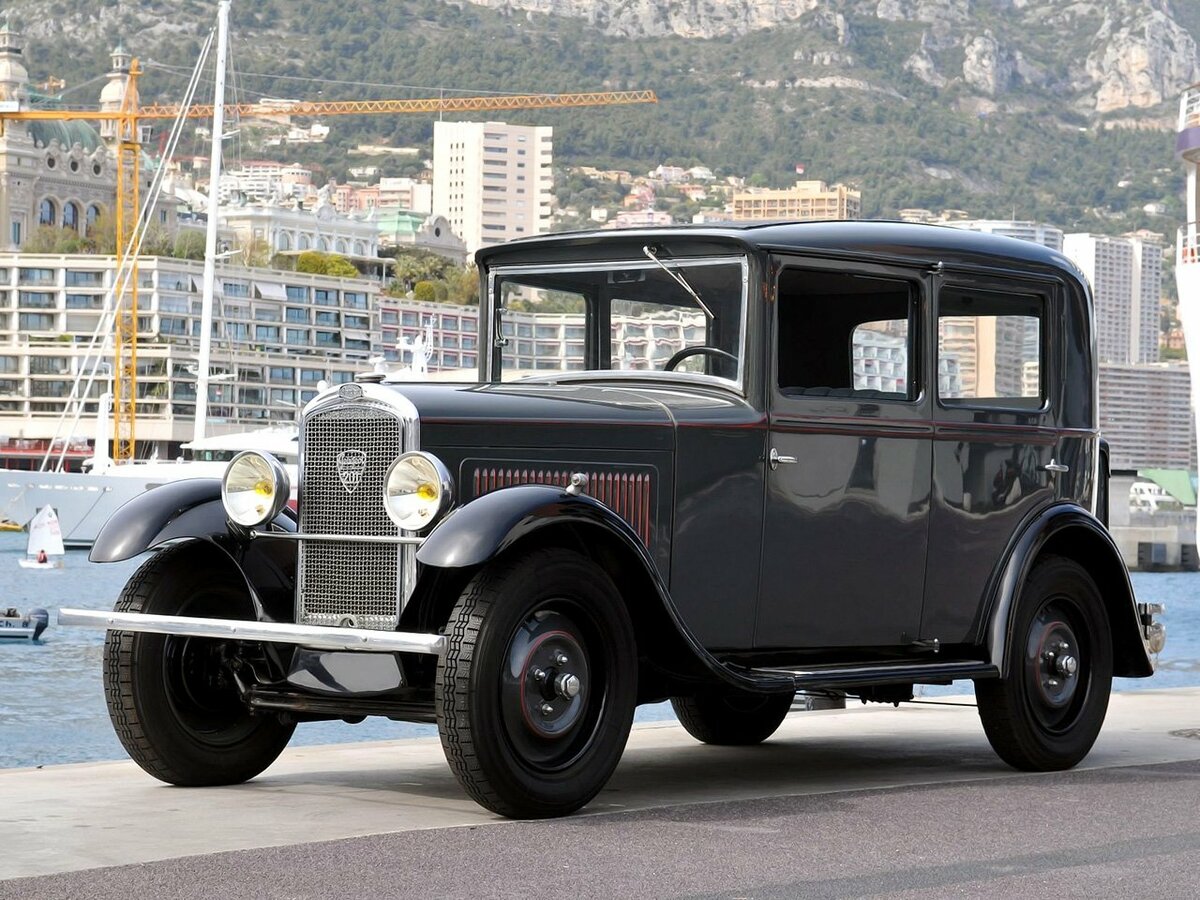 Peugeot 201 1929 – 1937 Седан