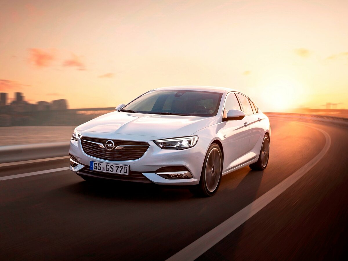 Opel Insignia II Лифтбек
