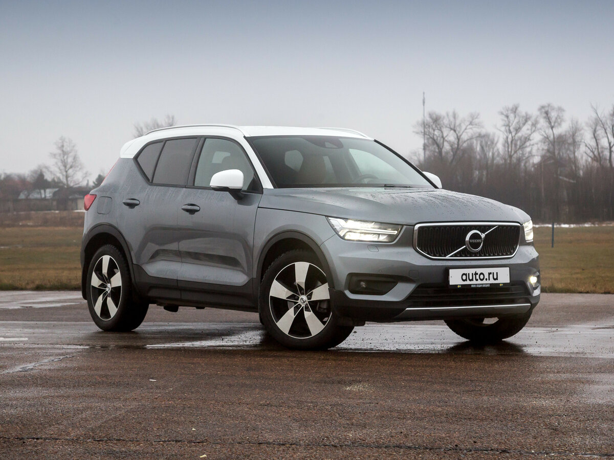 Volvo XC40 I