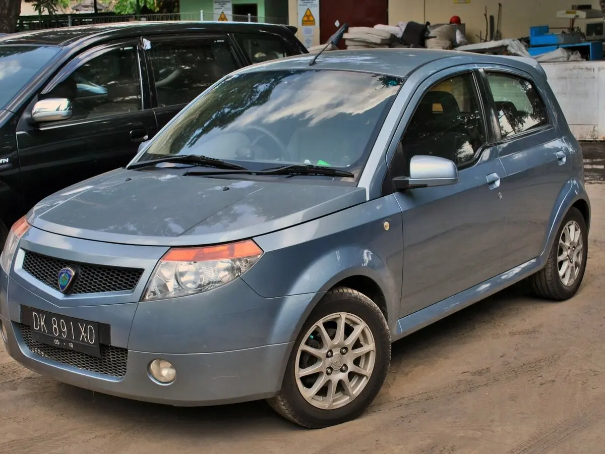 Proton Savvy