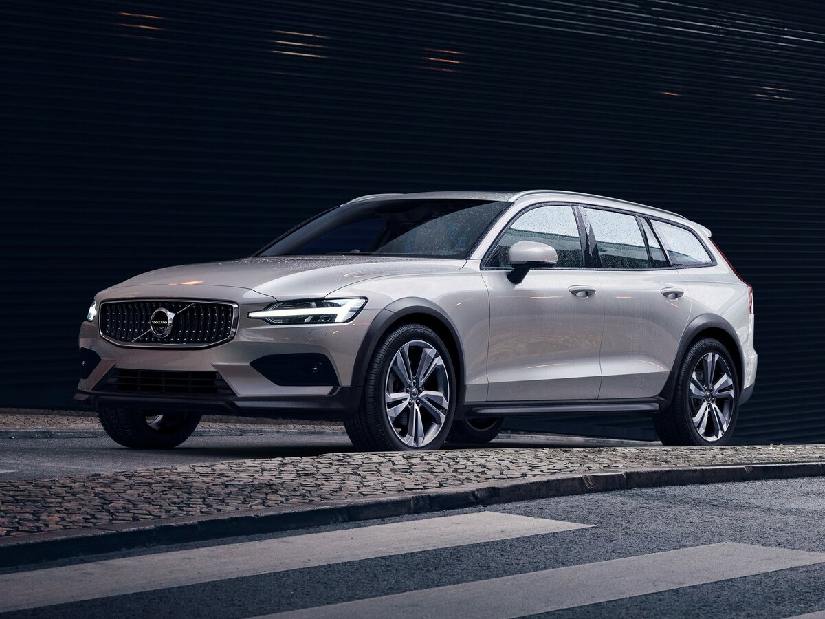 Volvo V60 Cross Country II