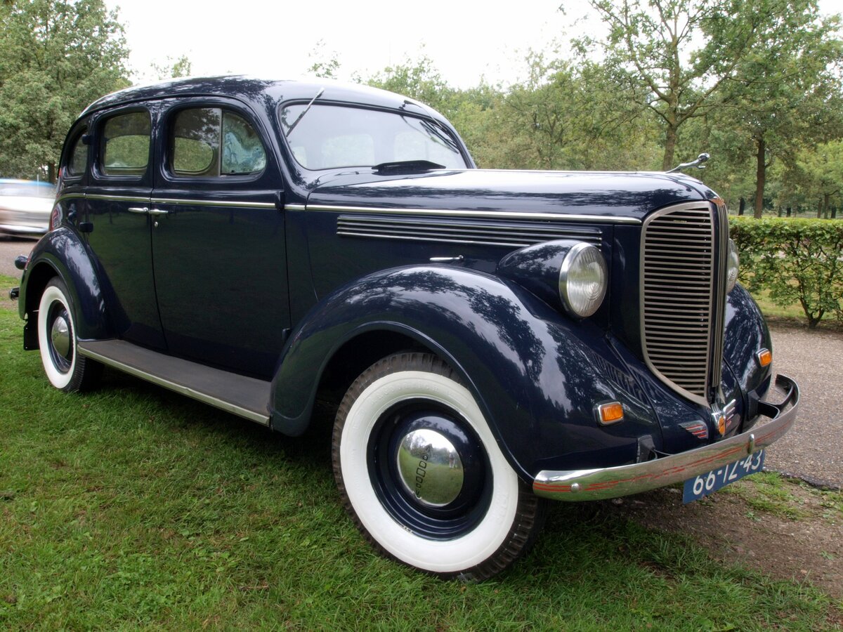 Dodge D8 1937 – 1938