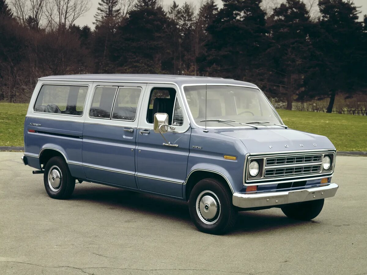 Ford Econoline III Минивэн