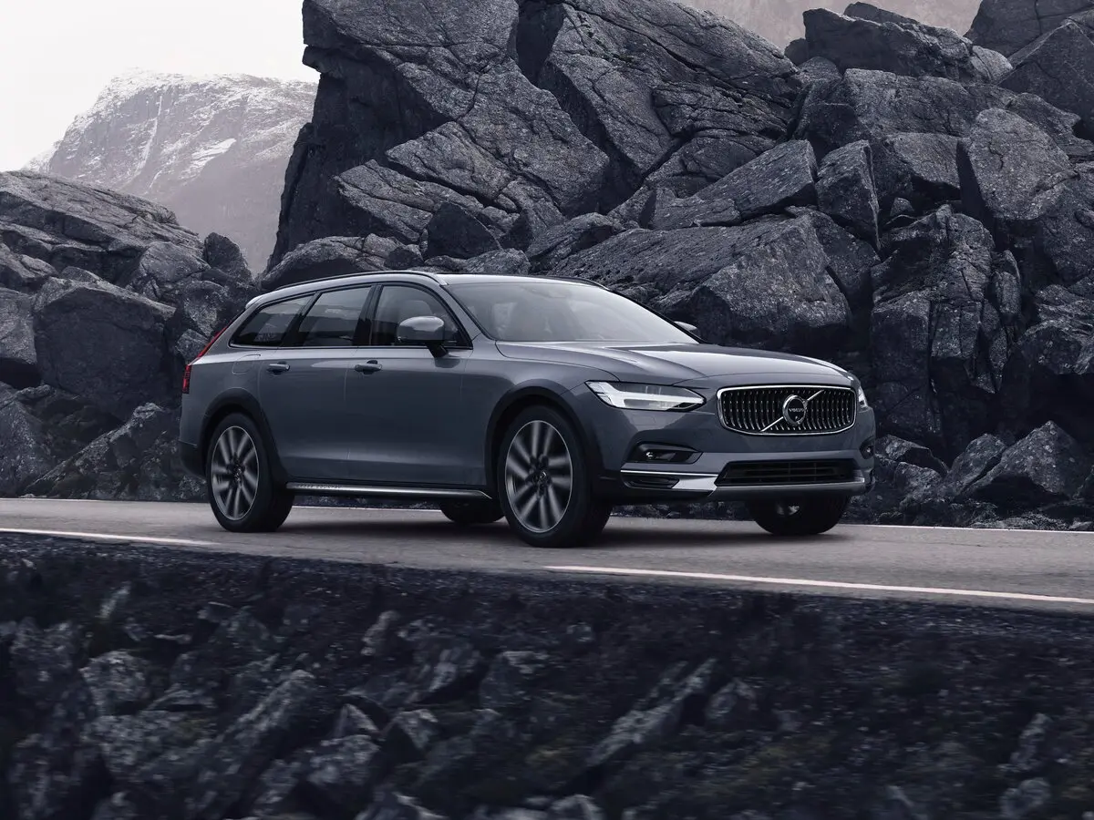 Volvo V90 Cross Country