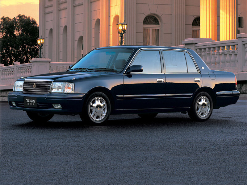 Toyota Crown XS10