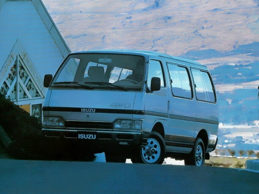 Isuzu Midi 1986 – 1996 Минивэн