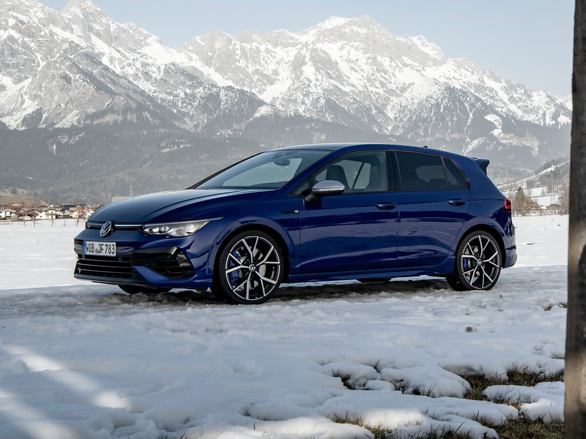Volkswagen Golf R VIII Хэтчбек 5 дв.
