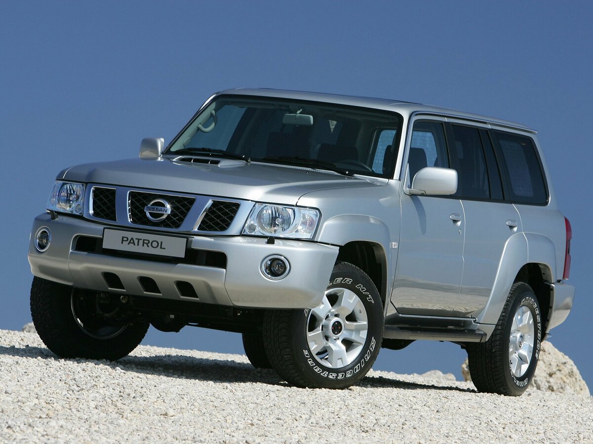 Nissan Patrol V (Y61) Рестайлинг Внедорожник 3 дв.