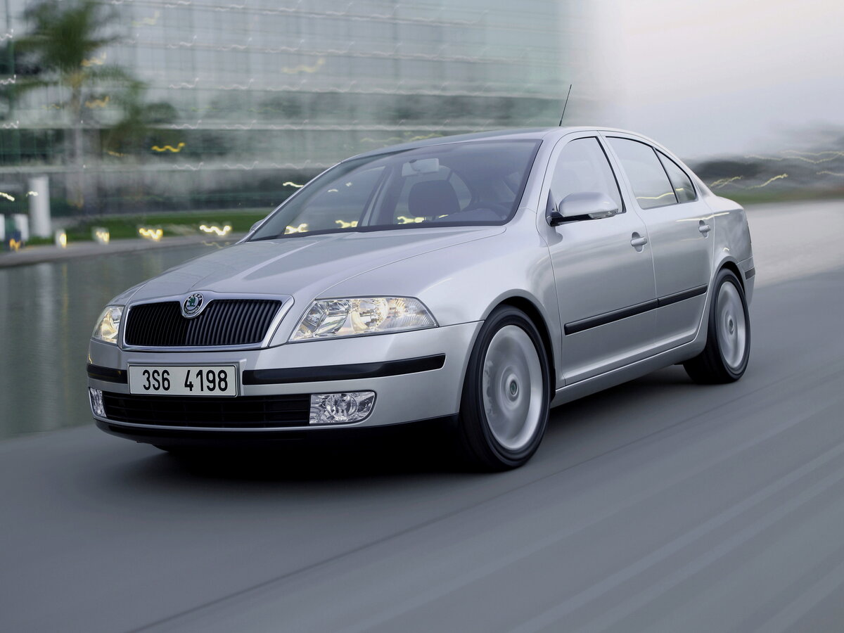 Skoda Octavia II (A5) Лифтбек