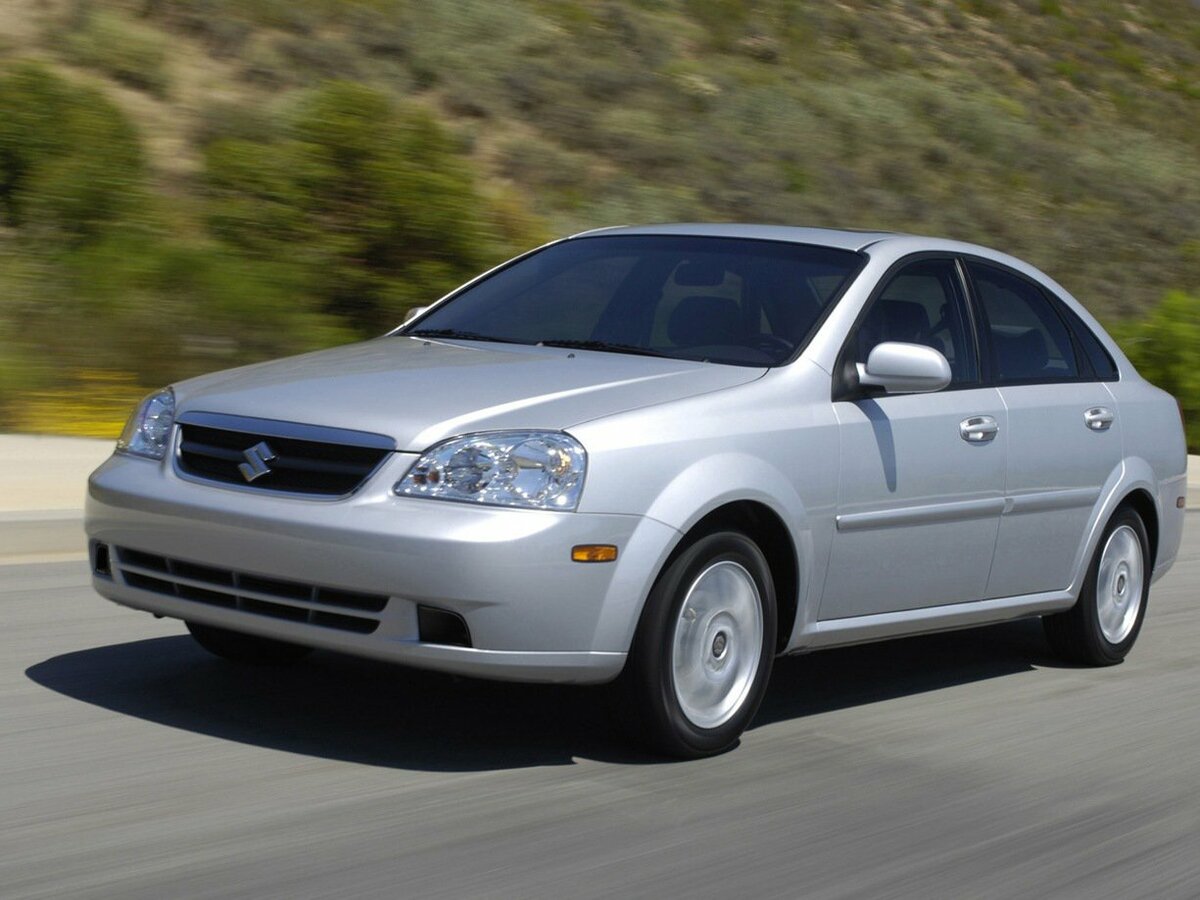 Suzuki Forenza 2003 – 2008 Седан