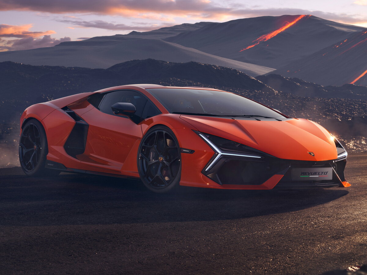 Lamborghini Revuelto 2023 – н.в.