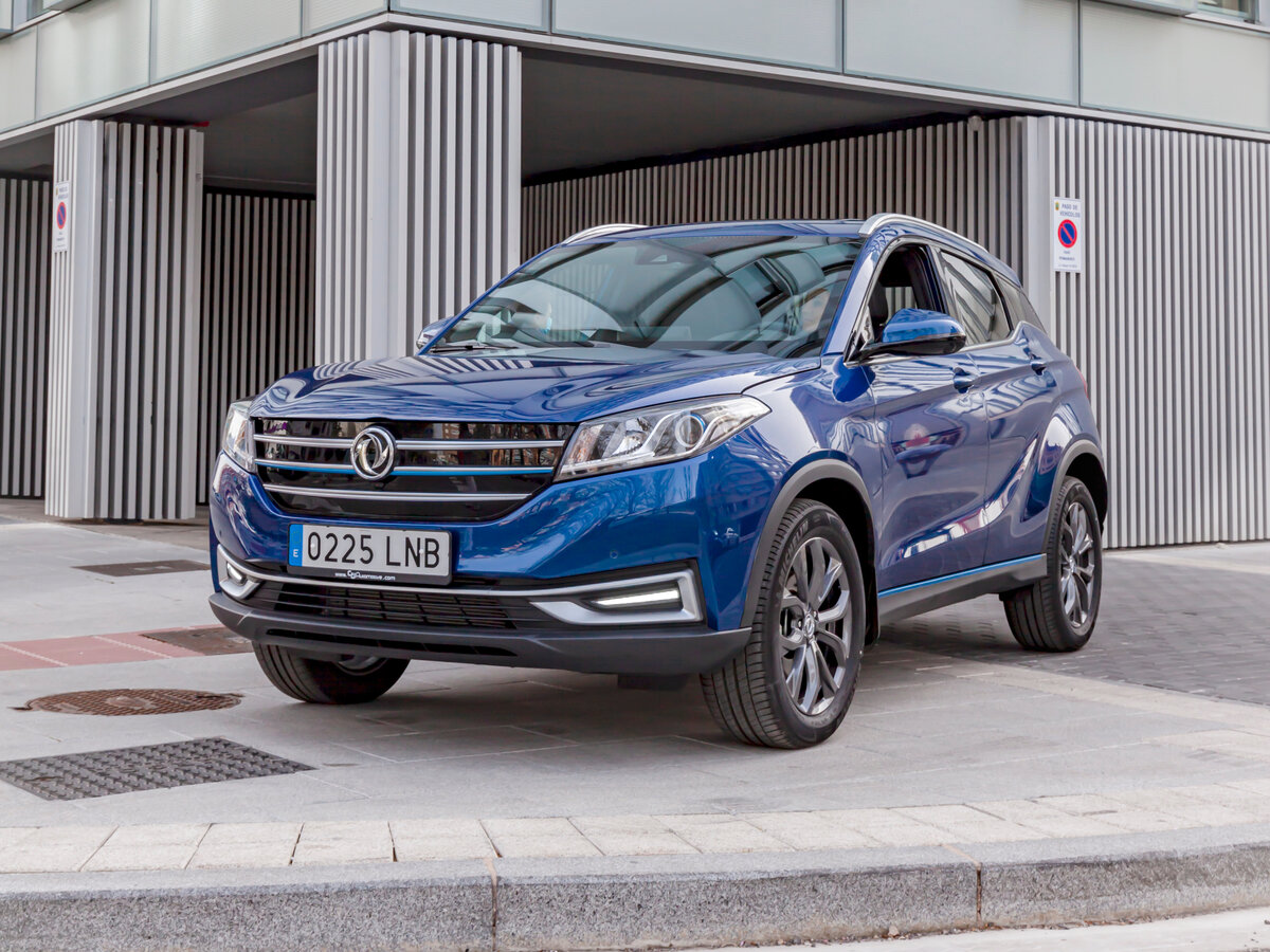 Dongfeng Fengon 500 2020 – н.в.