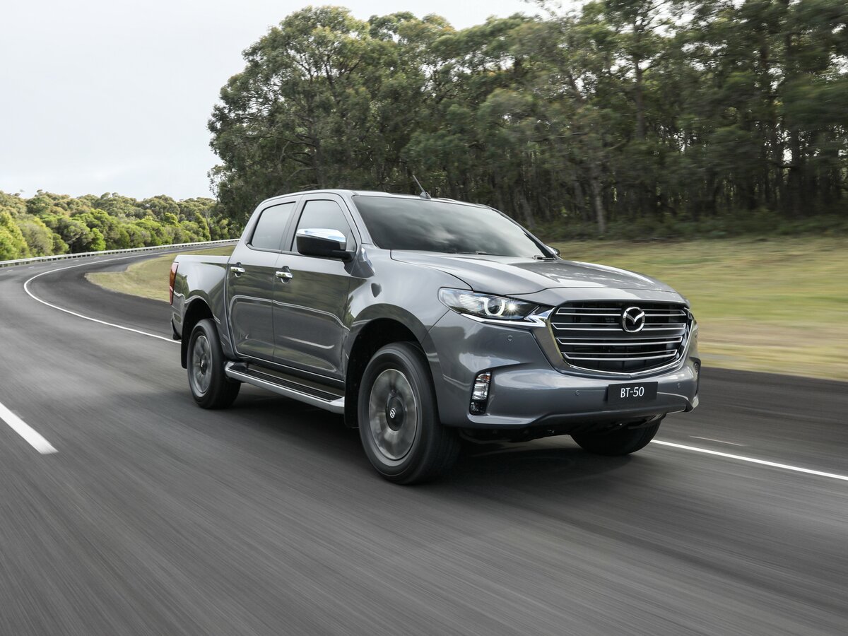 Mazda BT-50 III