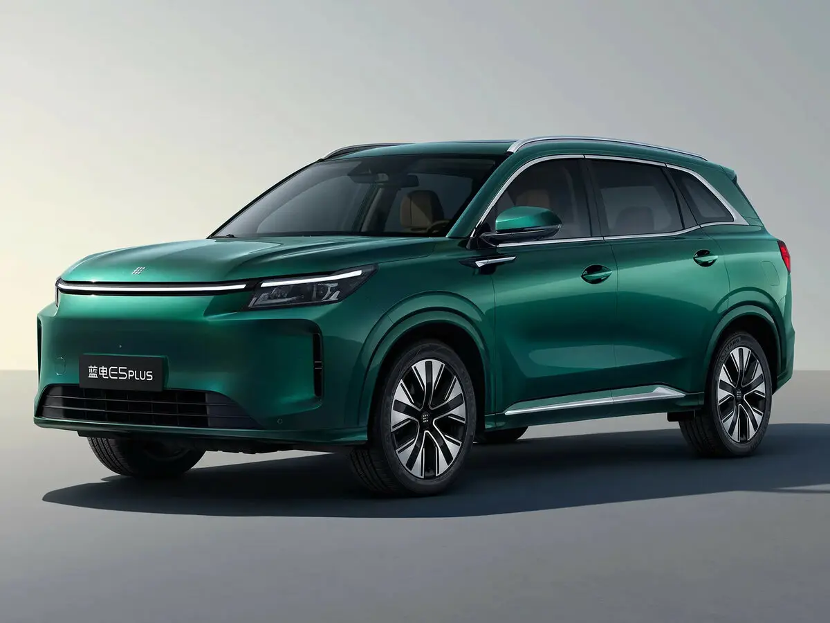 Dongfeng Fengon E5