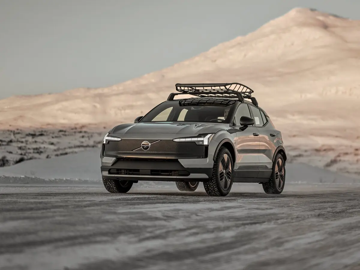 Volvo EX30 Cross Country