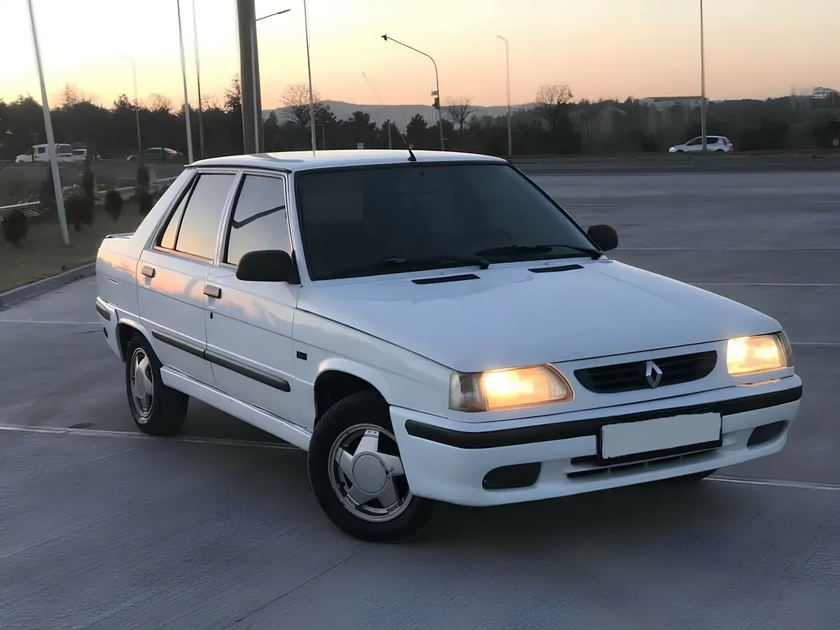 Renault 9