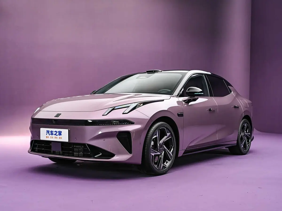 Lynk & Co 07
