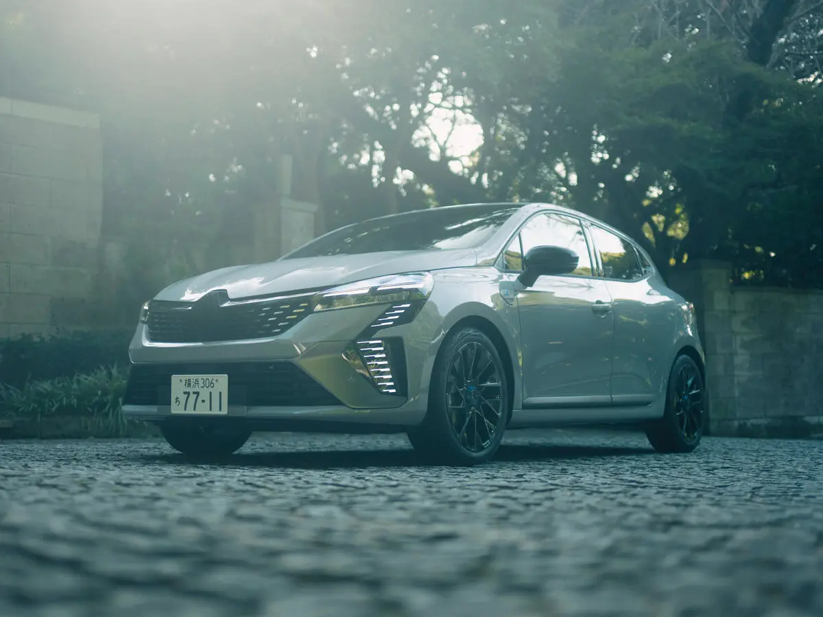 Renault Lutecia