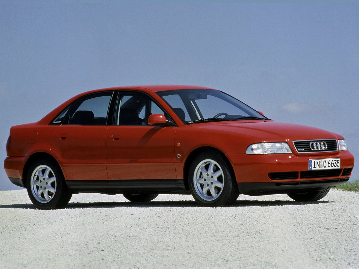 Audi A4 I (B5) Седан