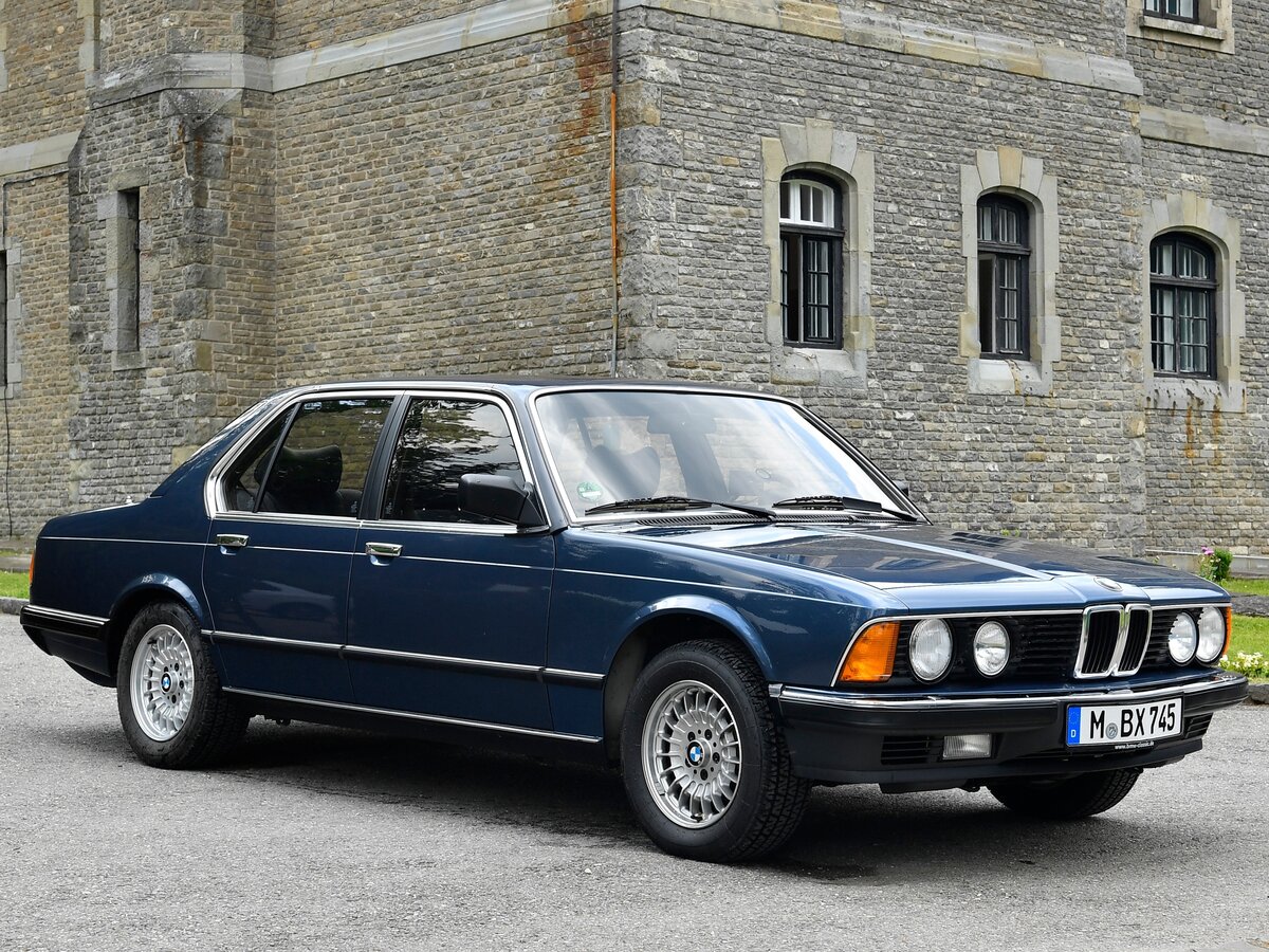 BMW 7 серии I (E23) Рестайлинг