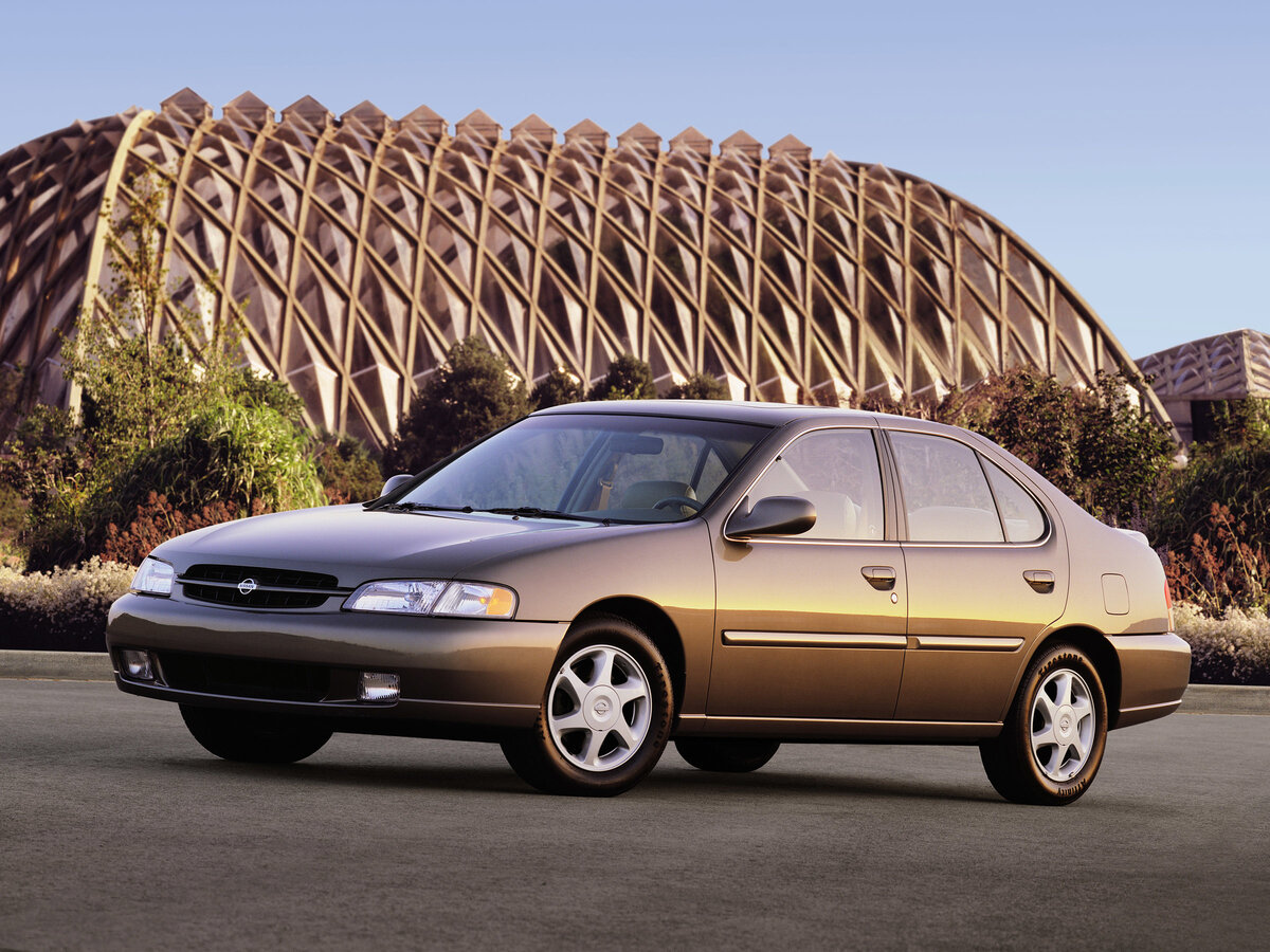 Nissan Altima II (L30)