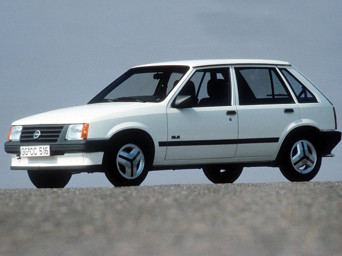 Opel Corsa A Хэтчбек 5 дв.