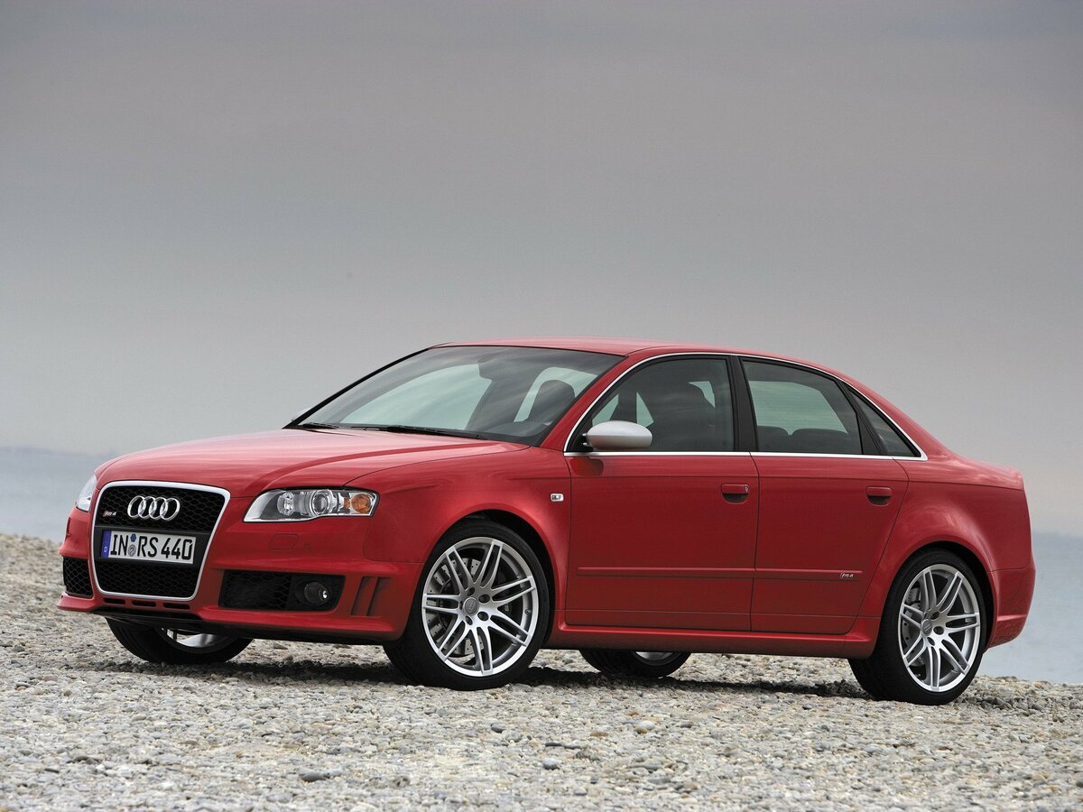 Audi RS 4 II (B7) Седан