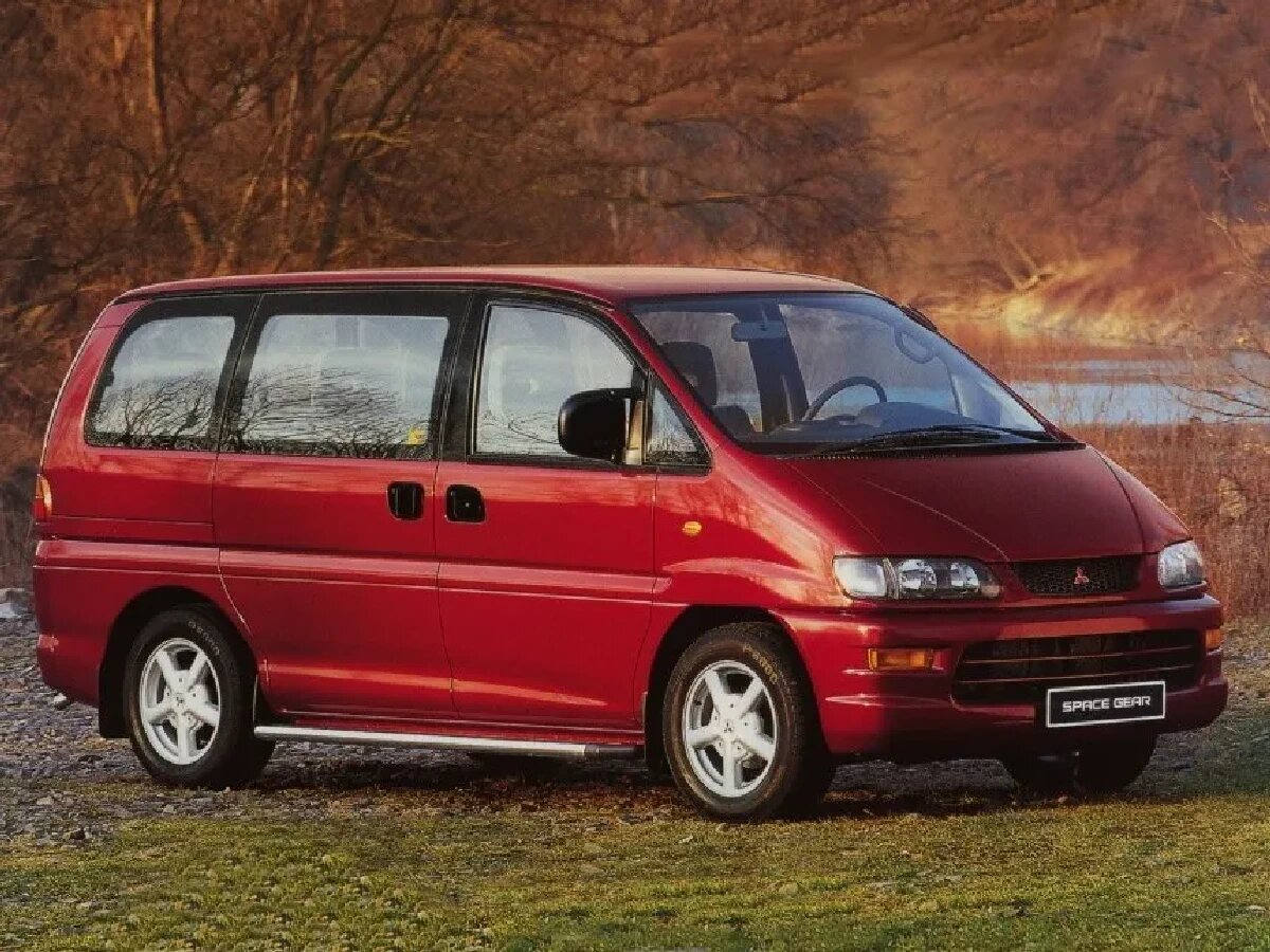 Mitsubishi Space Gear I Рестайлинг