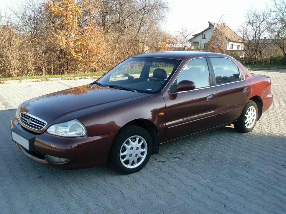 Kia Clarus II Седан