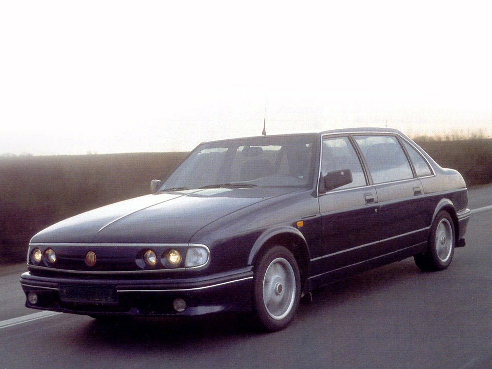 Tatra T700 1996 – 1999 Седан