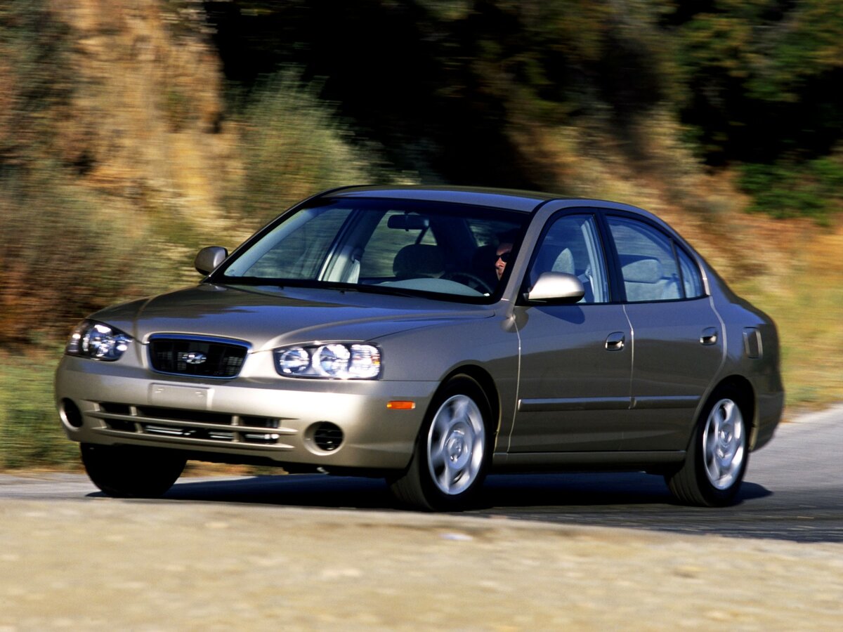 Hyundai Elantra III (XD) Лифтбек