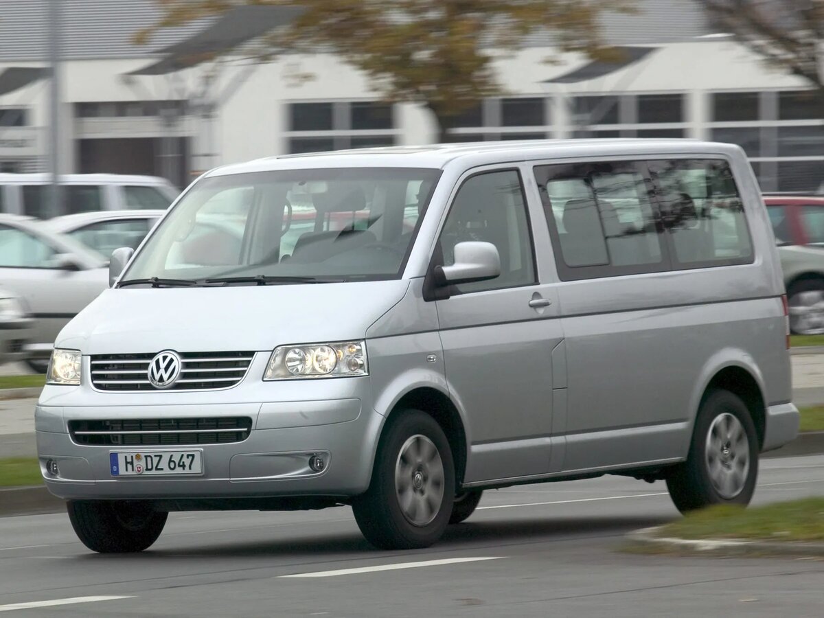 Volkswagen Caravelle T5 Минивэн SWB
