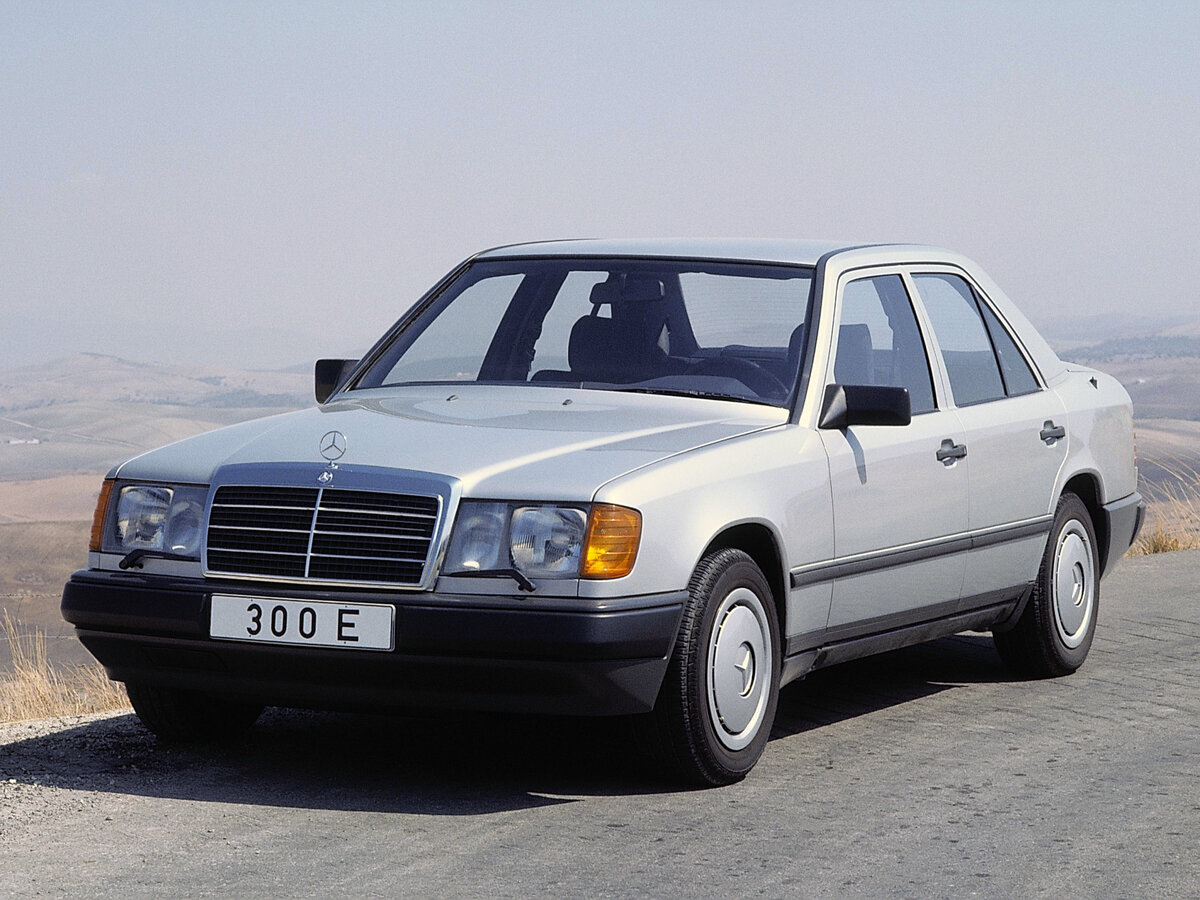 Mercedes-Benz W124 1984 – 1993 Седан