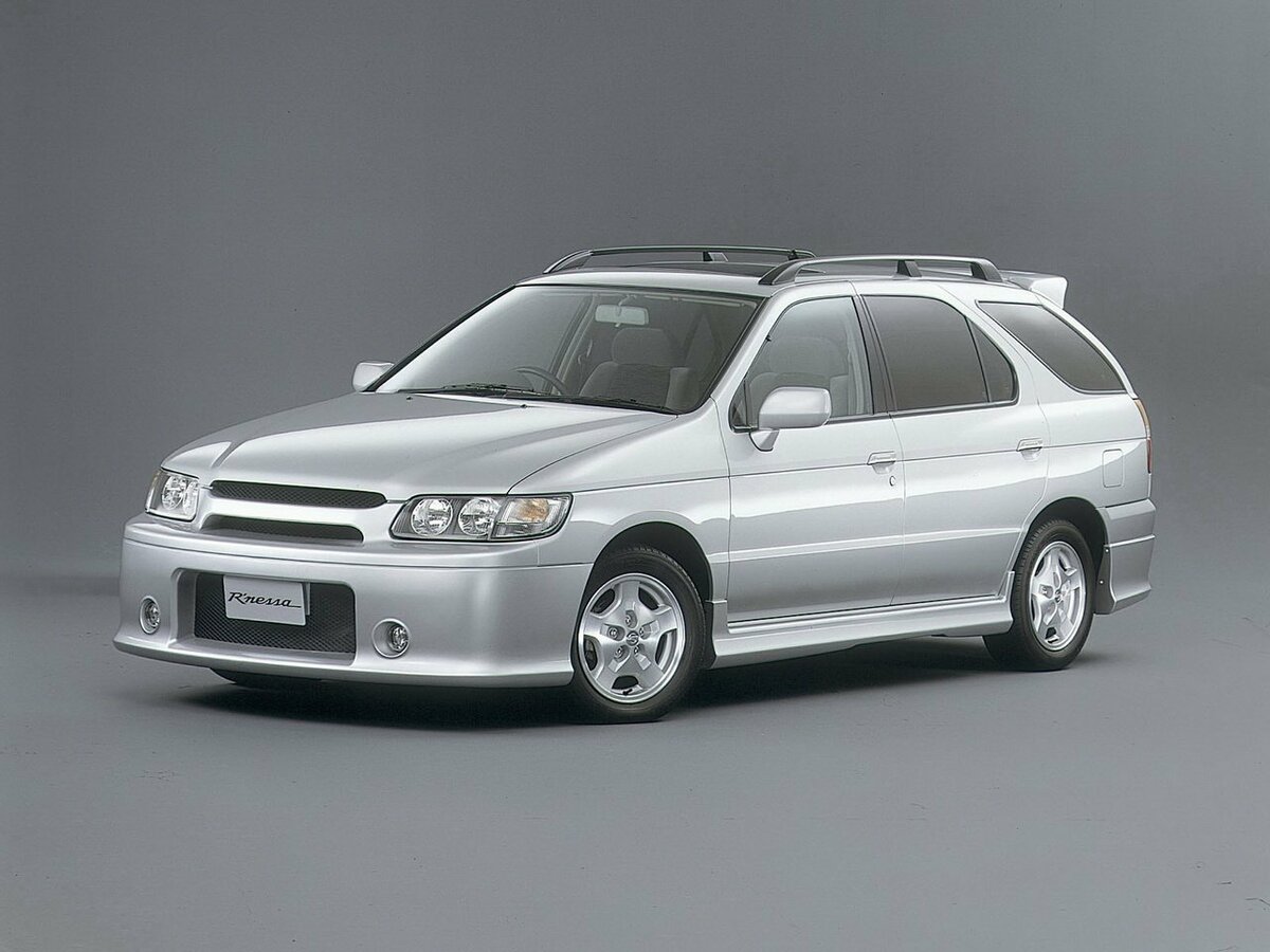 Nissan R'nessa 1997 – 2001