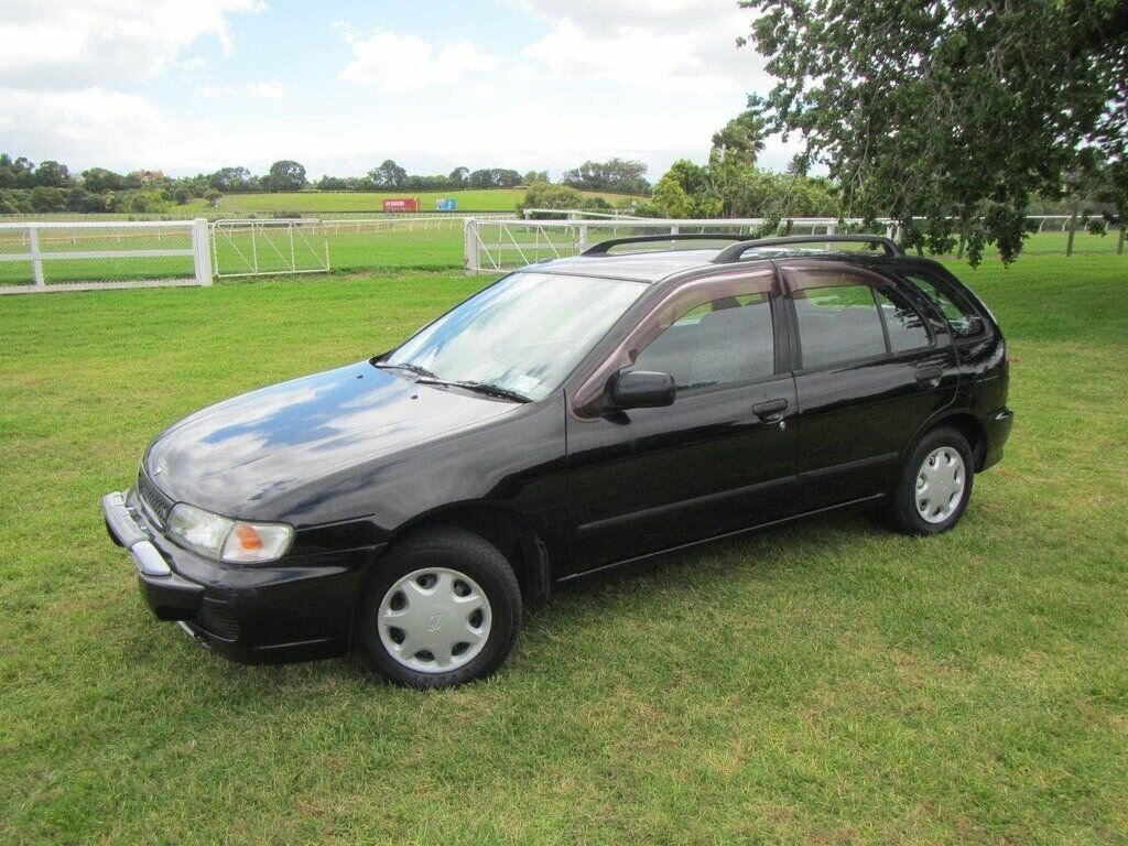 Nissan Lucino 1994 – 1999 Купе