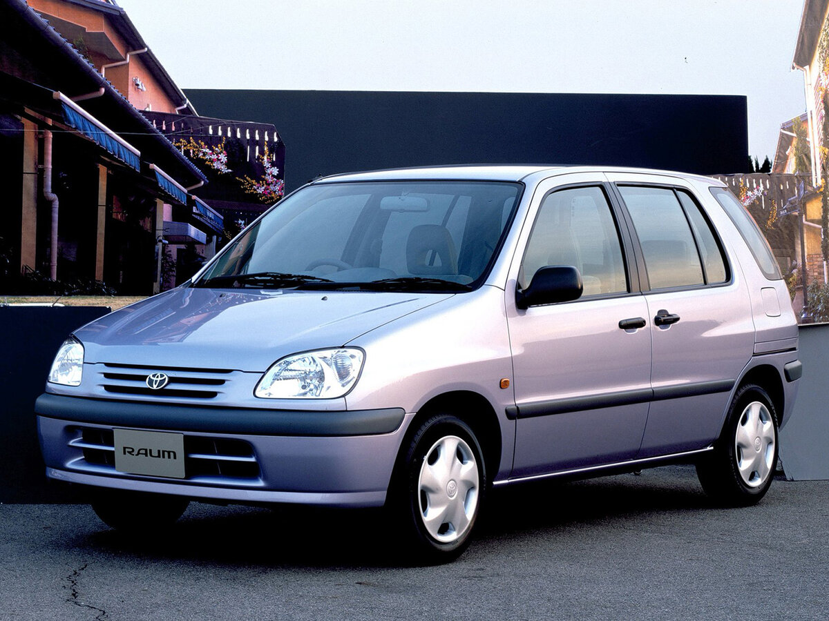 Toyota Raum I