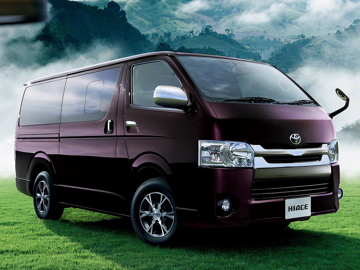 Toyota HiAce H200 Рестайлинг Минивэн