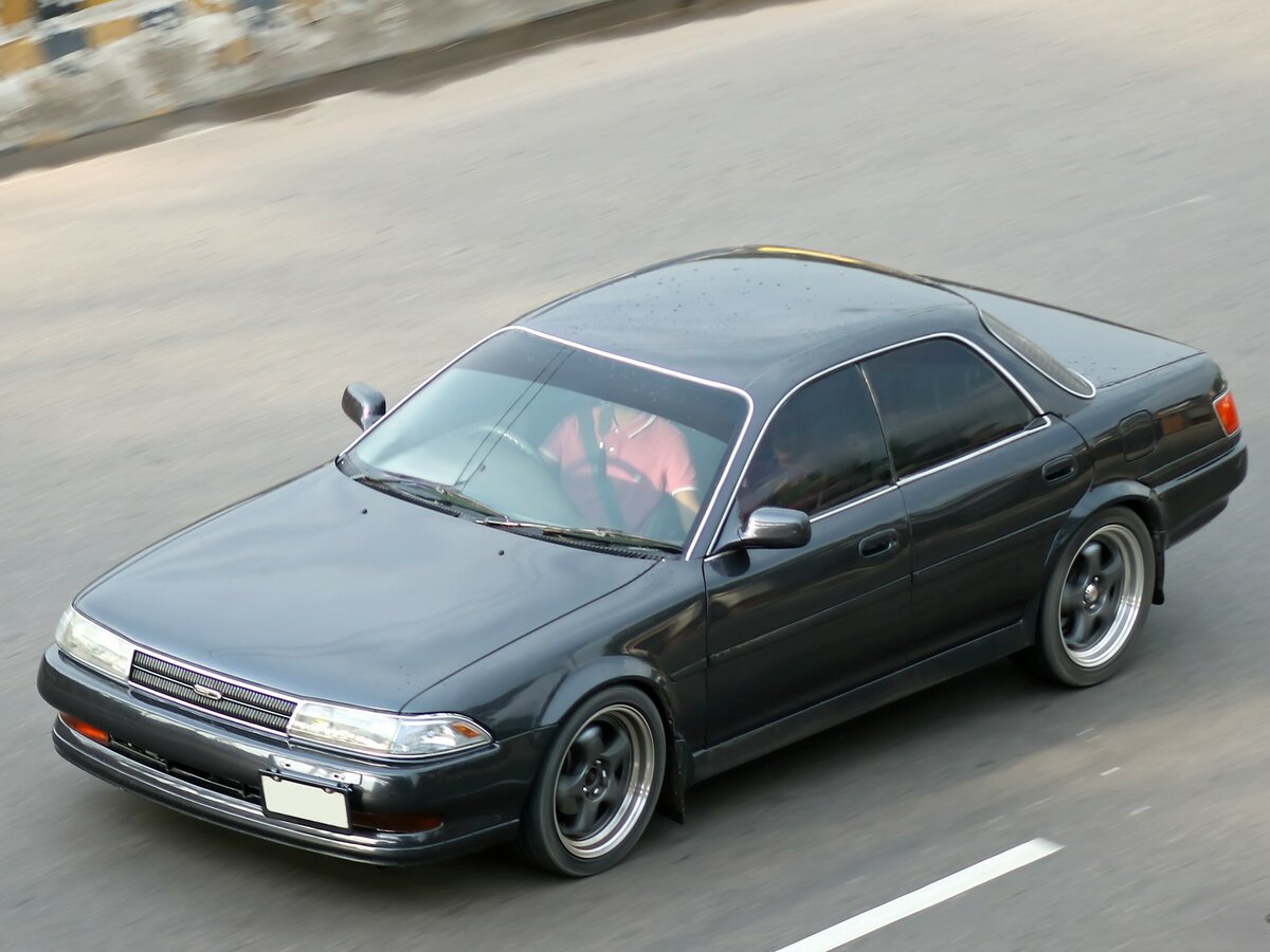 Toyota Carina ED II (T180)